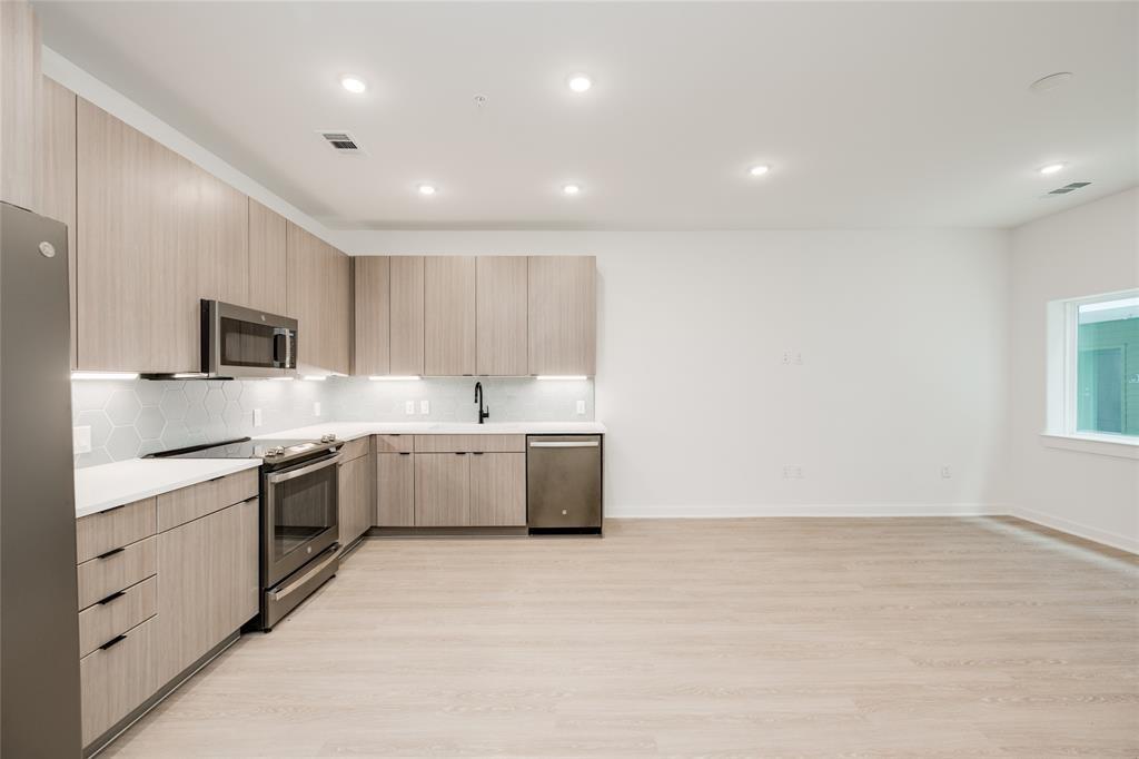 4802 S Congress Ave 123 Property Photo 10