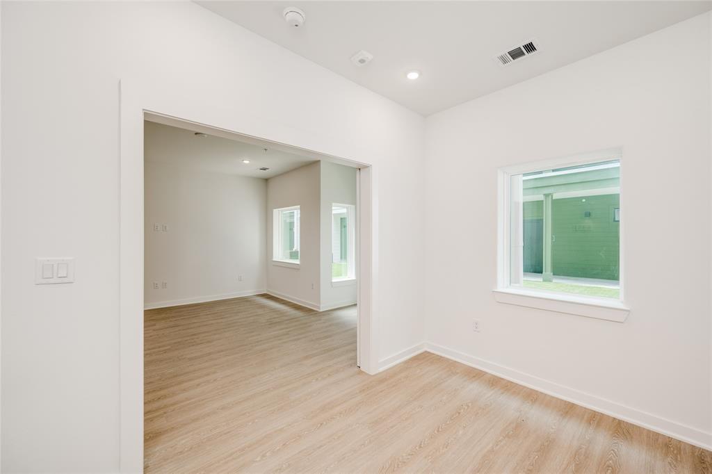 4802 S Congress Ave 123 Property Photo 17