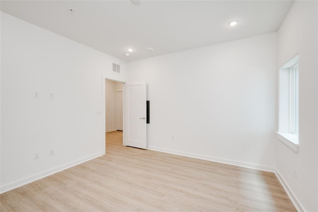4802 S Congress Ave 123 Property Photo 21