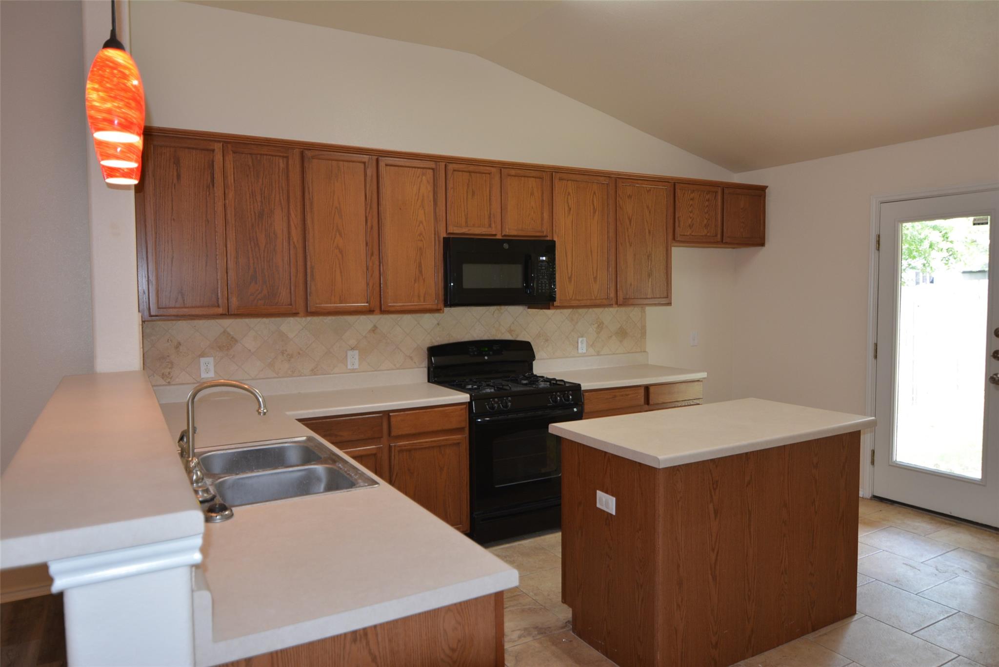 1303 Horseshoe Ranch Dr Property Photo 7