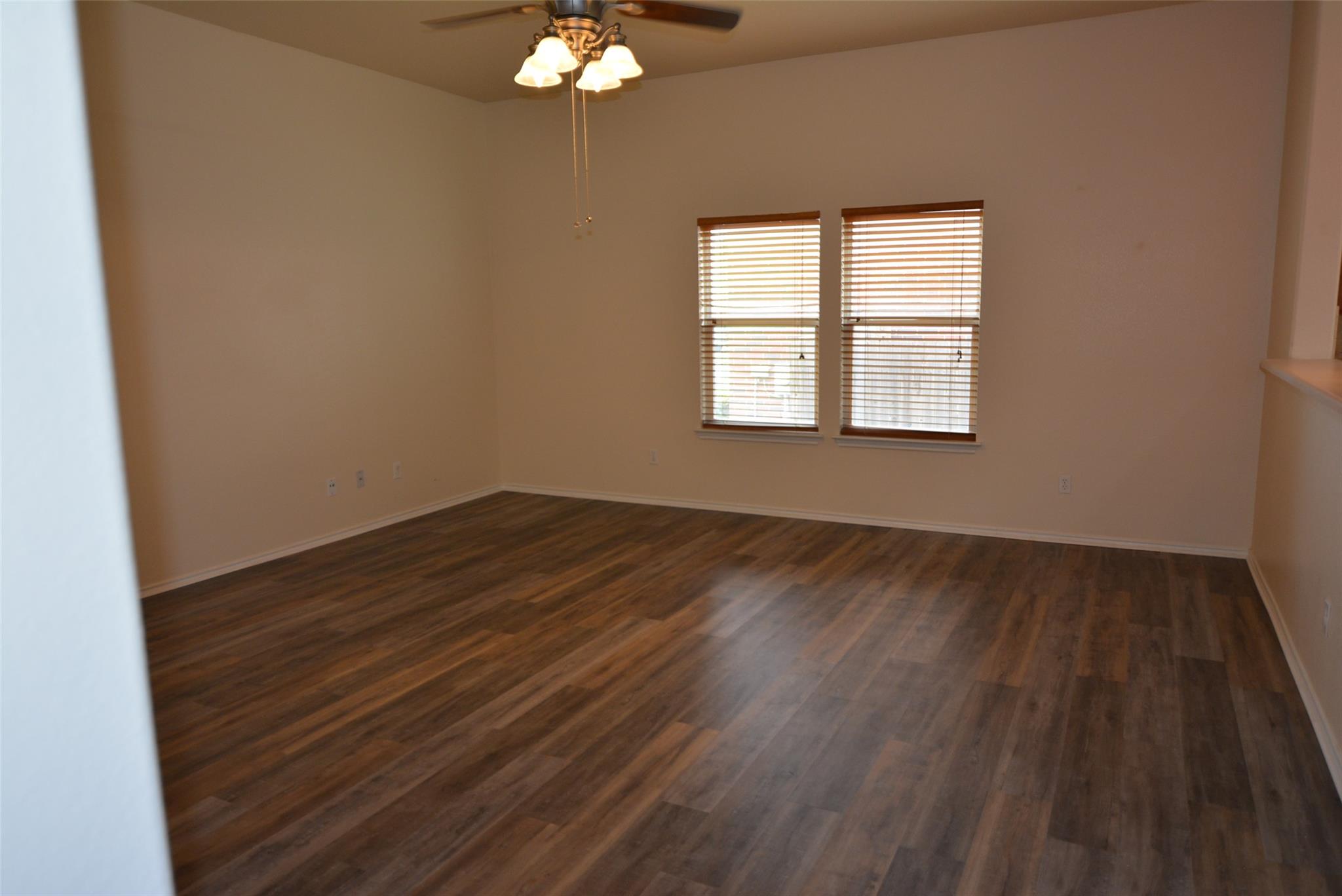 1303 Horseshoe Ranch Dr Property Photo 17