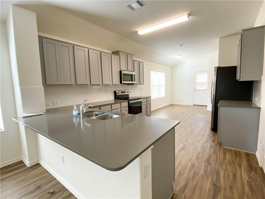 301 Greatest Gift Way Property Photo 5
