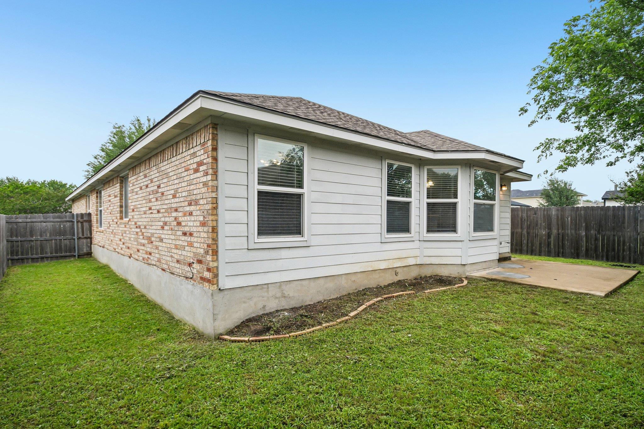 205 Cavalry Trl Property Photo 31