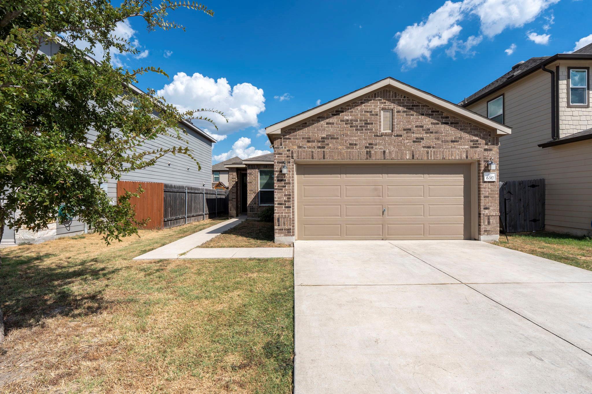 6317 Carriage Pines Dr Property Photo 1