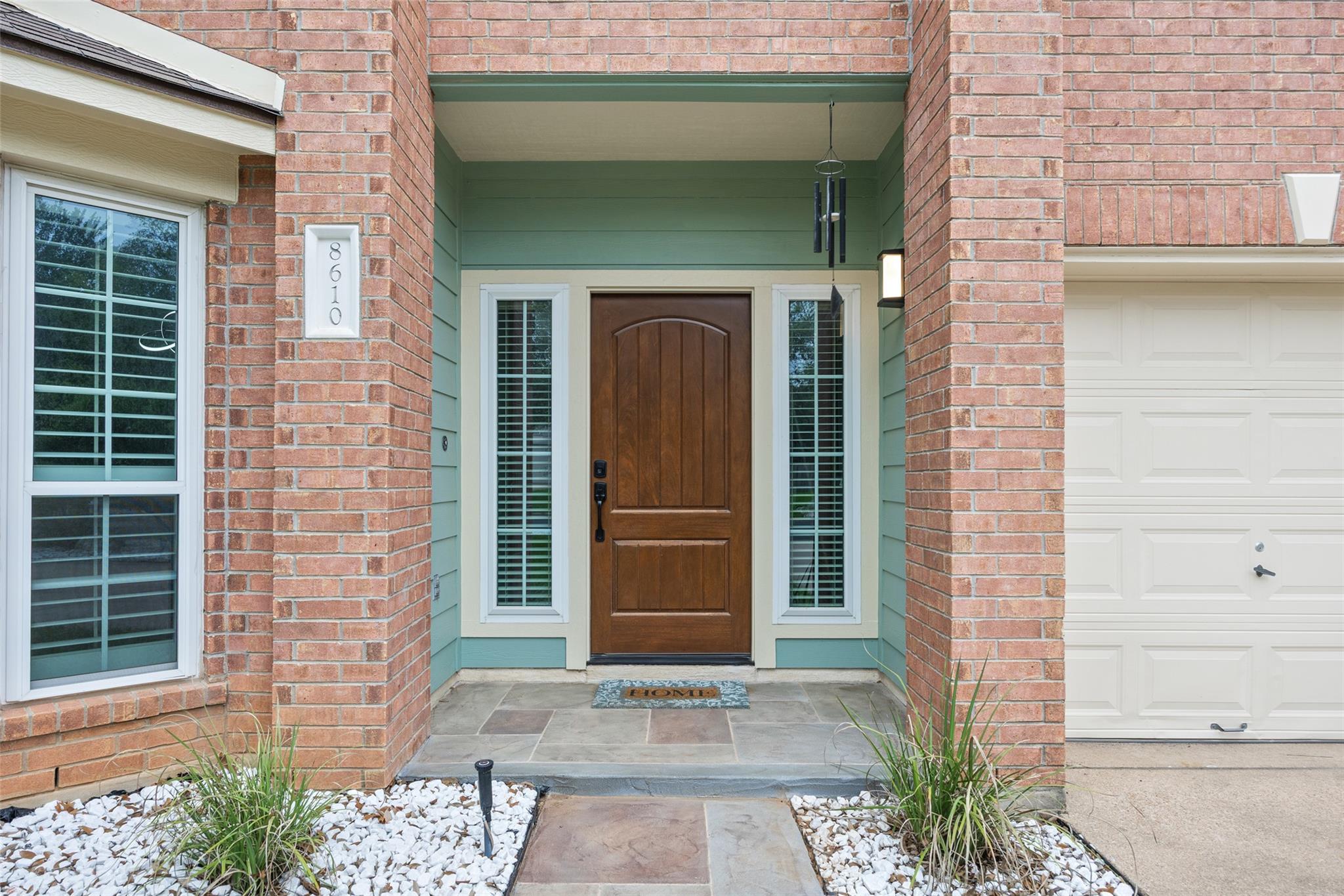 8610 Axis Dr Property Photo 10