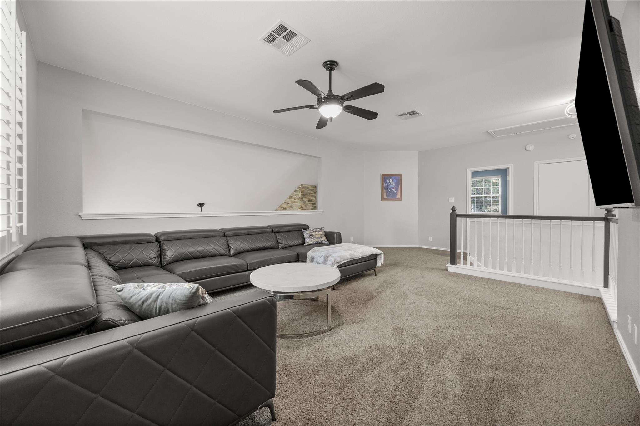 8610 Axis Dr Property Photo 17