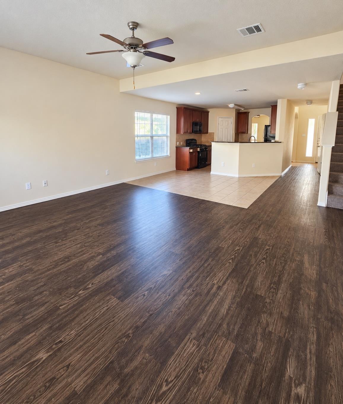 18629 Falcon Pointe Blvd Property Photo 2