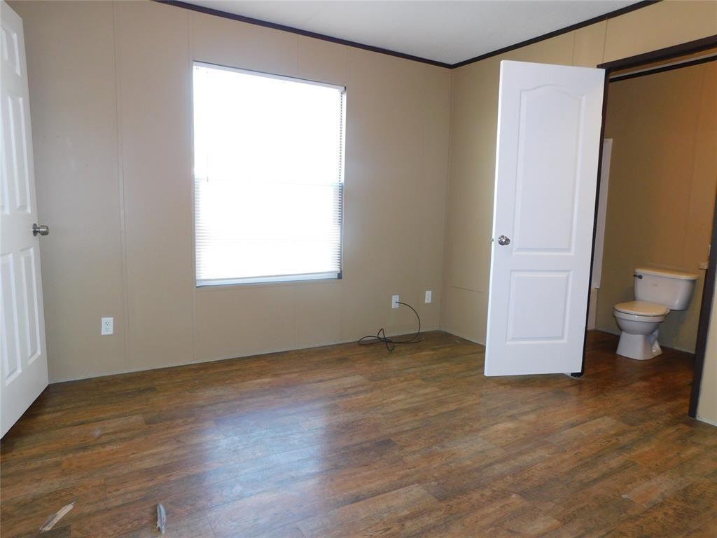 201 China Garden Ln Property Photo 9