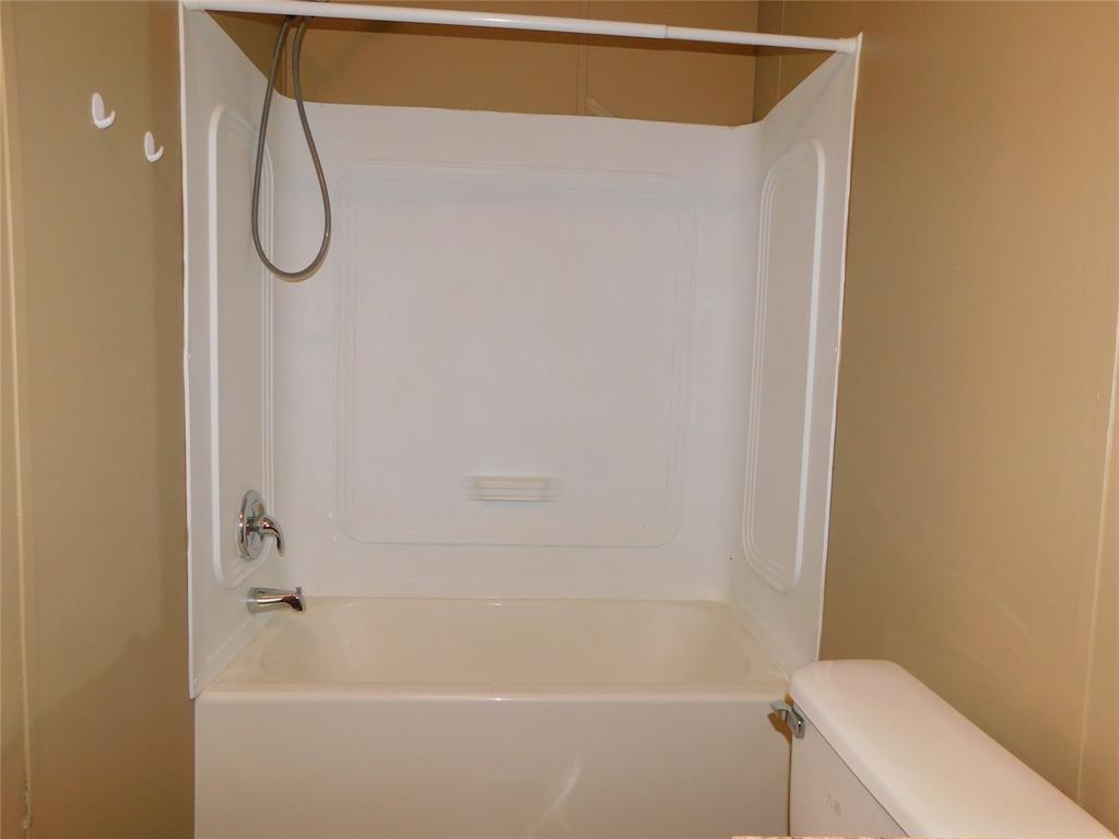 201 China Garden Ln Property Photo 16
