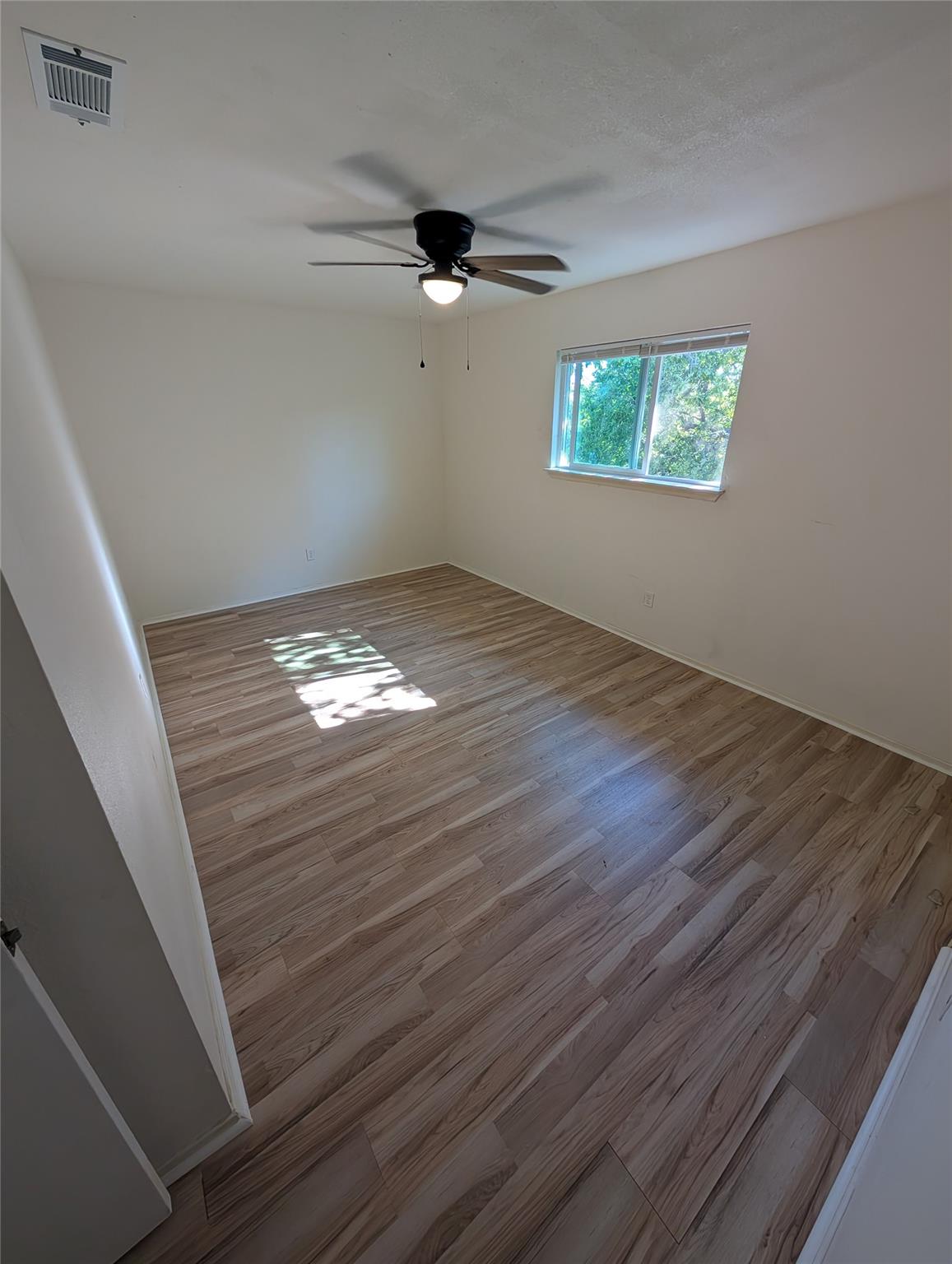 1201 Doreen Ct #b Property Photo 9