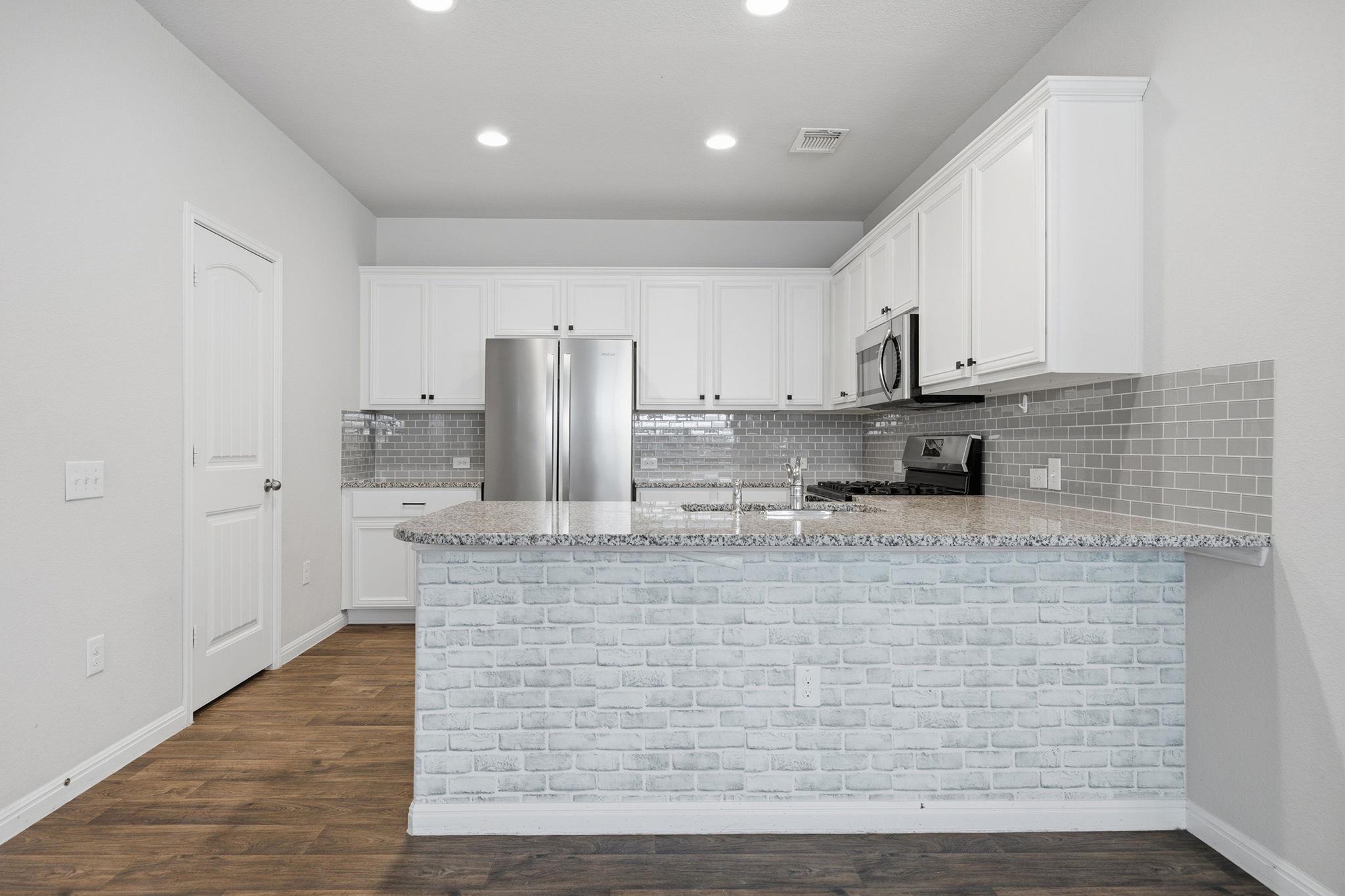 14208 Handel Dr #10a Property Photo 3