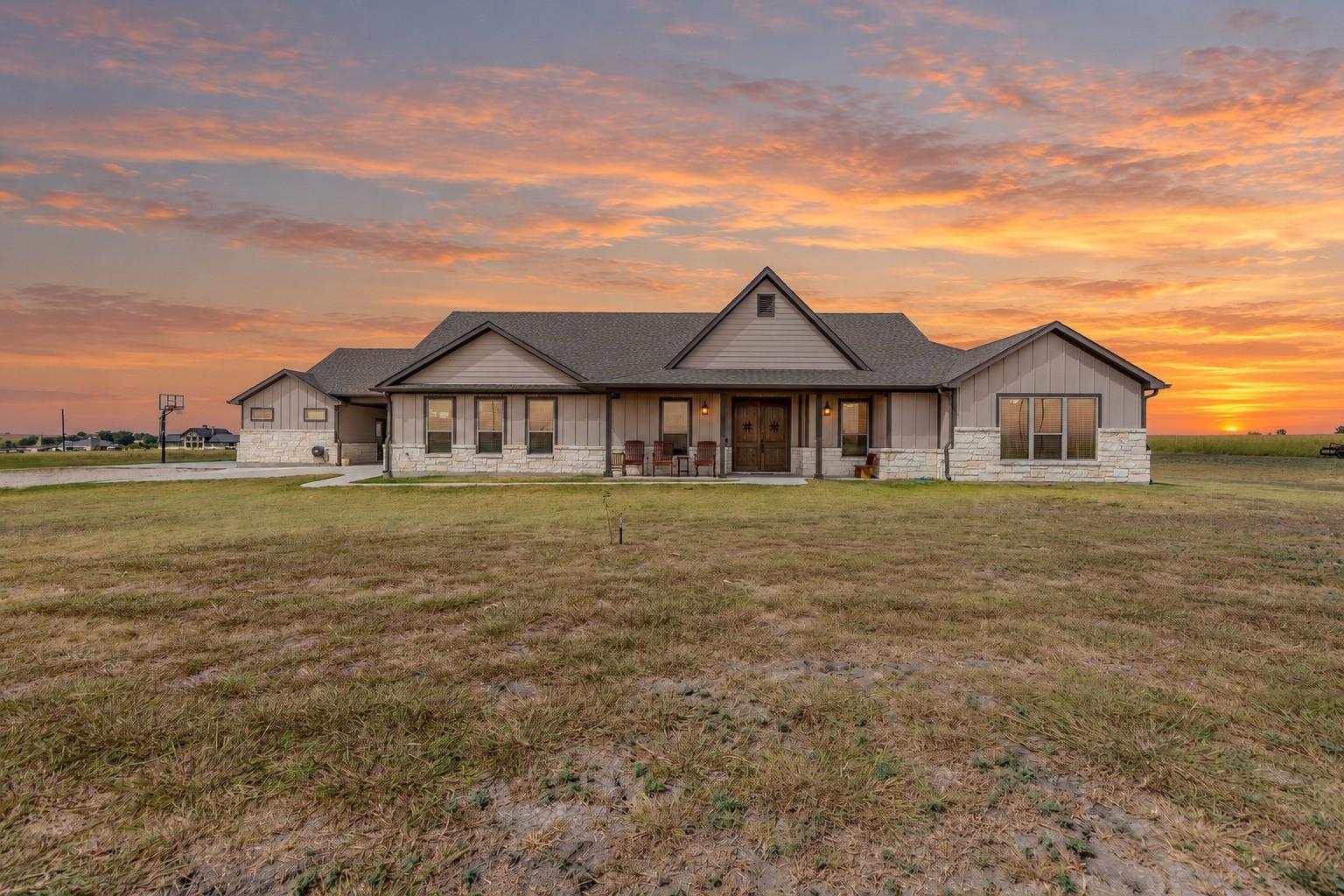 323 County Road 301 None Property Photo 3