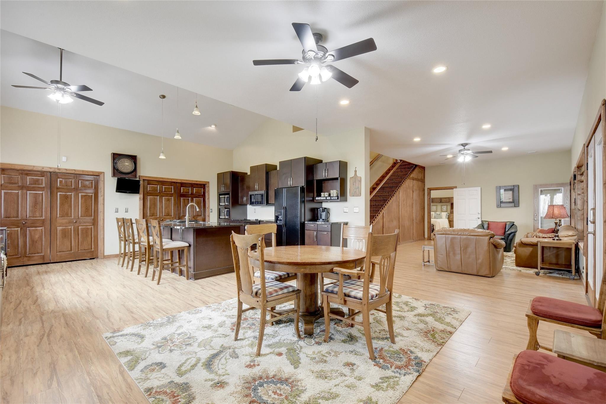 163 El Camino River Rd Property Photo 12