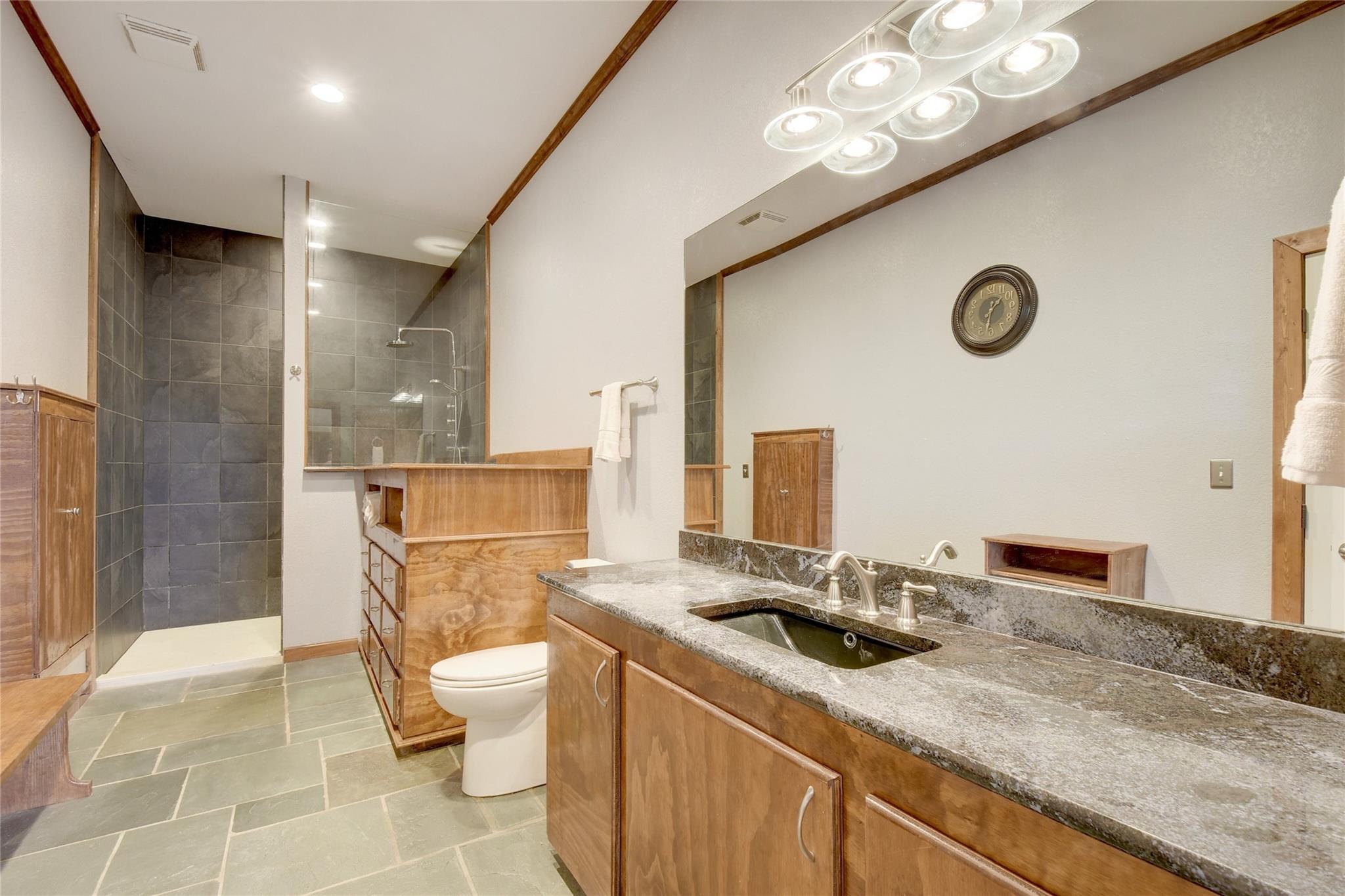 163 El Camino River Rd Property Photo 22