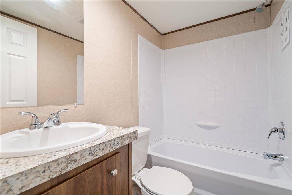 12104 Avis Rd Property Photo 17