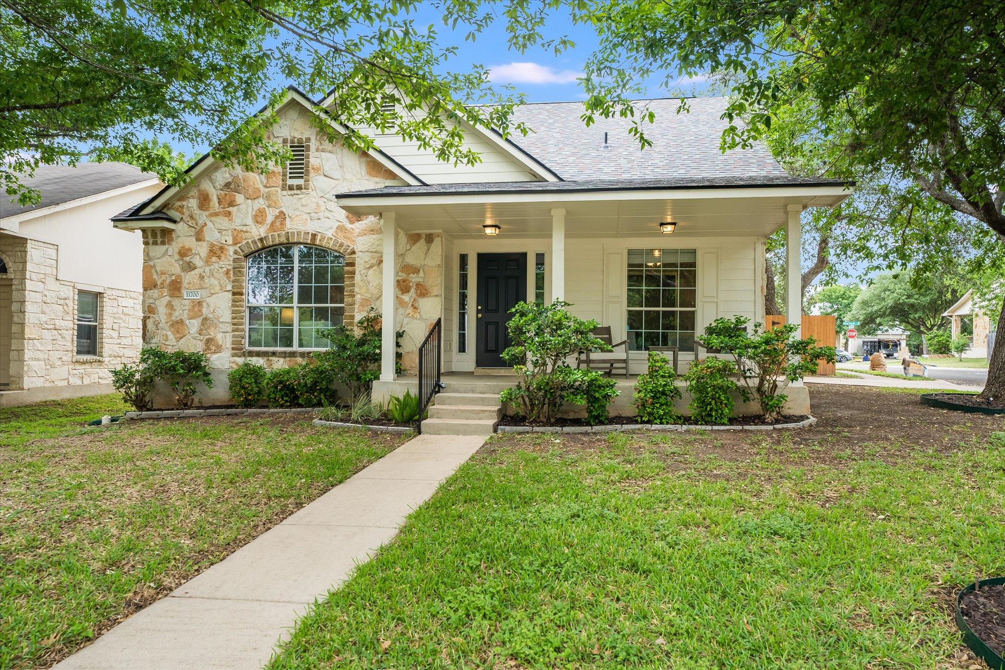 Baranoff Real Estate Listings Main Image