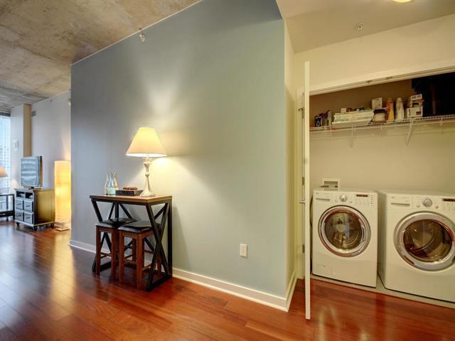360 Nueces St #1904 Property Photo 3