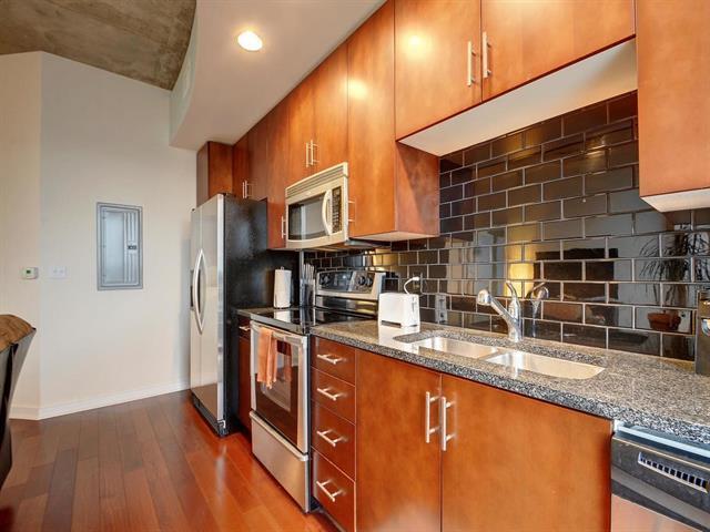 360 Nueces St #1904 Property Photo 8