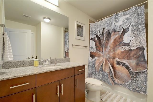 360 Nueces St #1904 Property Photo 17