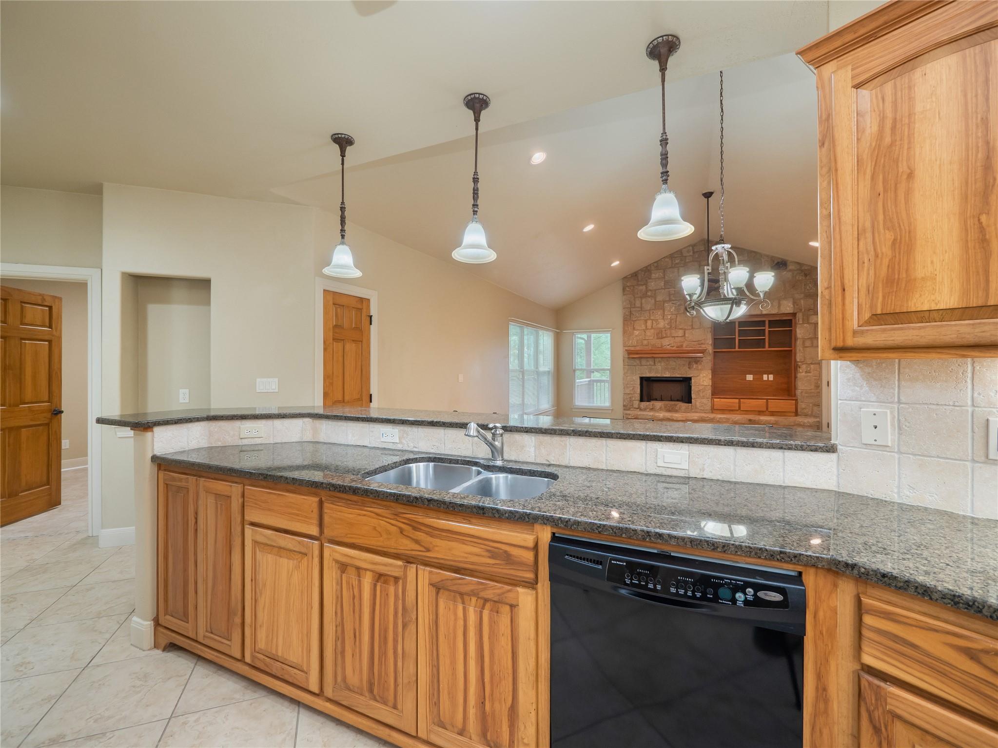 1008 Laurel Oak Cir Property Photo 14
