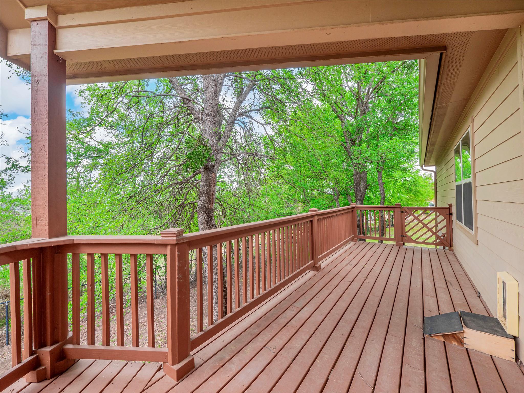 1008 Laurel Oak Cir Property Photo 34
