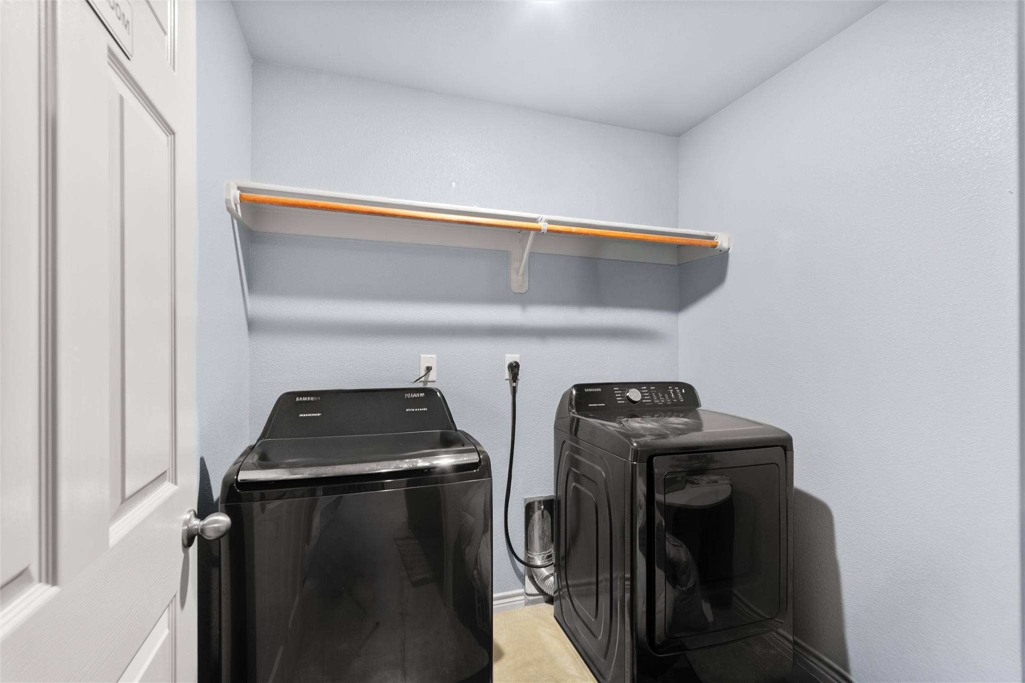 2813 Leroy Cir #a And #b Property Photo 26