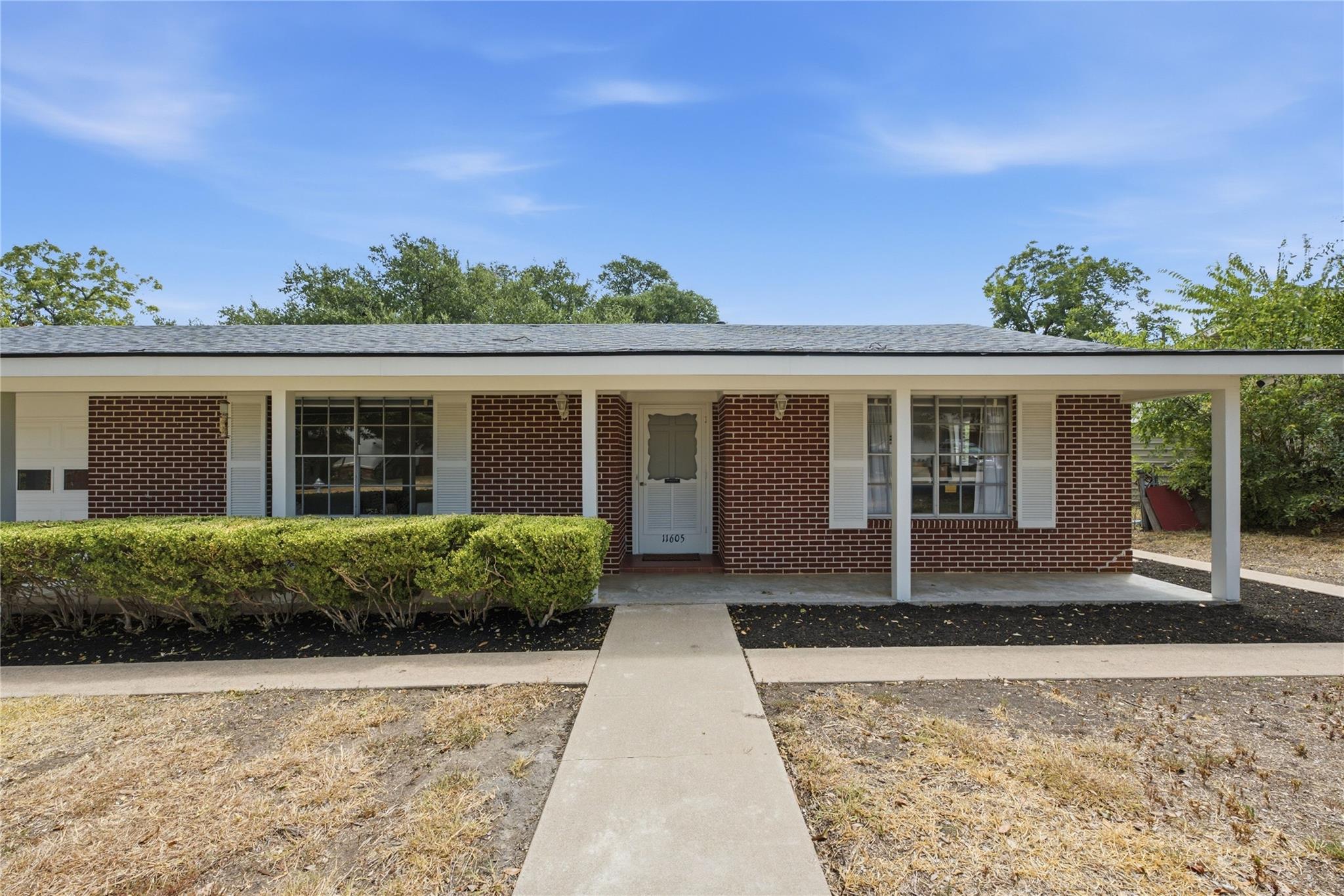 11605 N Oaks Dr Property Photo 30