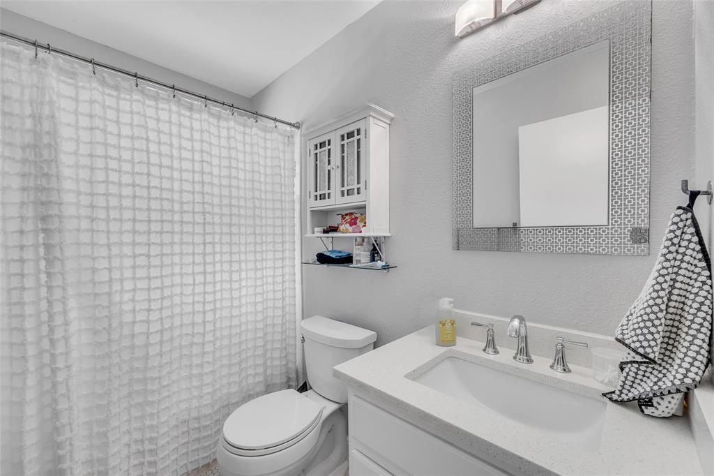 1602 Ashberry Dr Property Photo 10