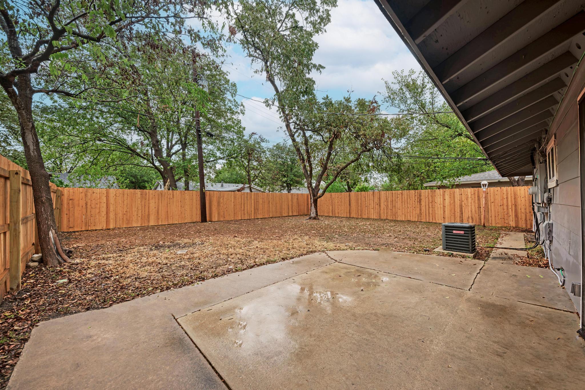 8103 Exmoor Dr #b Property Photo 7