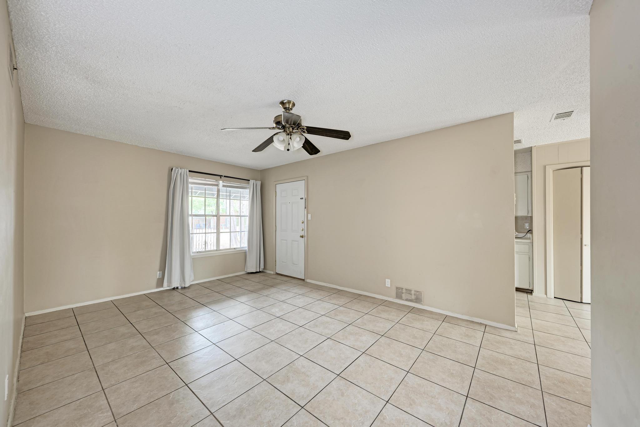8103 Exmoor Dr #b Property Photo 18