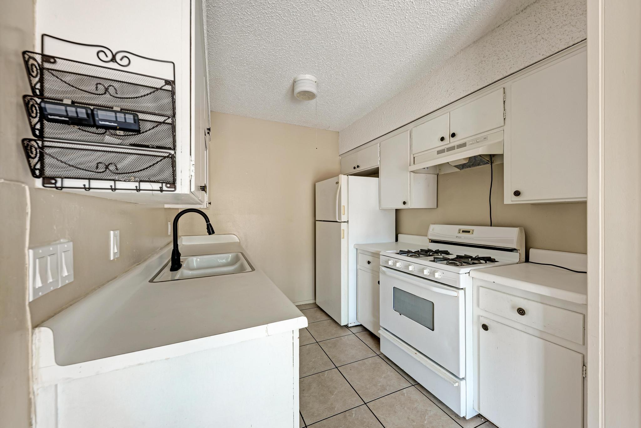 8103 Exmoor Dr #b Property Photo 22