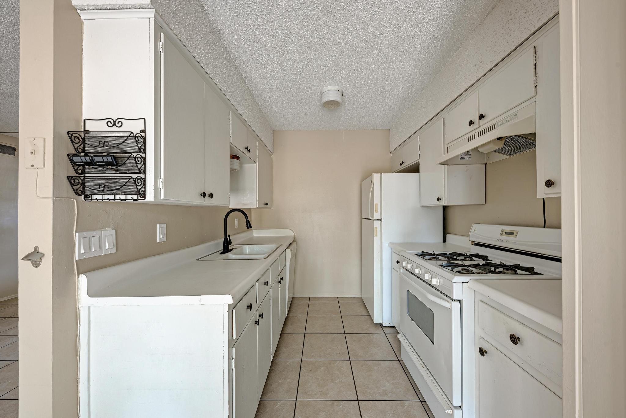 8103 Exmoor Dr #b Property Photo 23