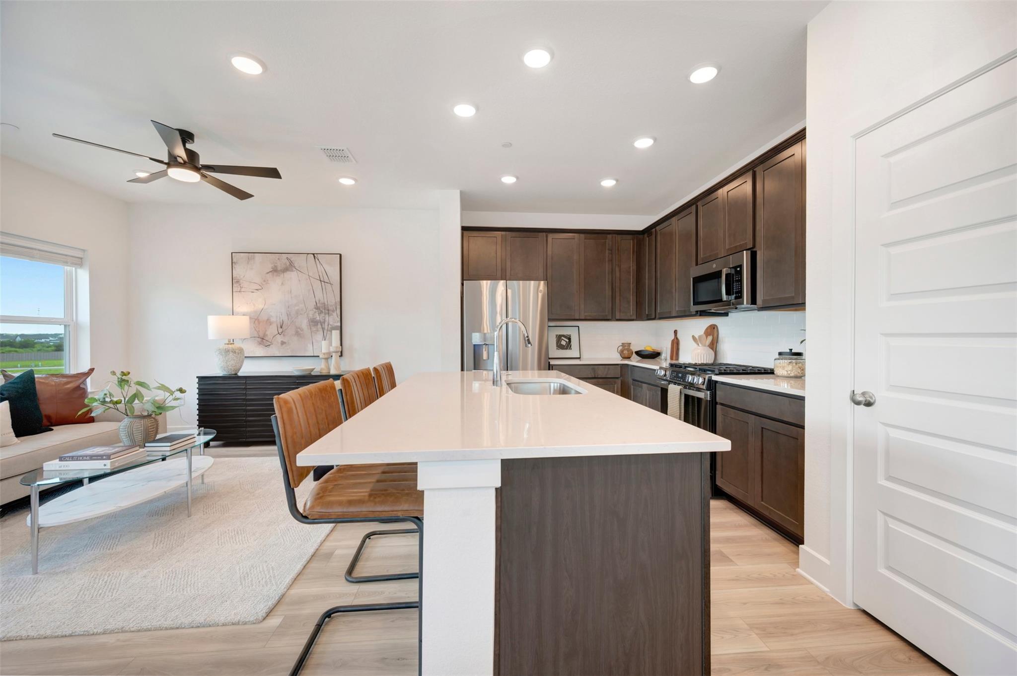 1010b Brickell Loop Property Photo 6