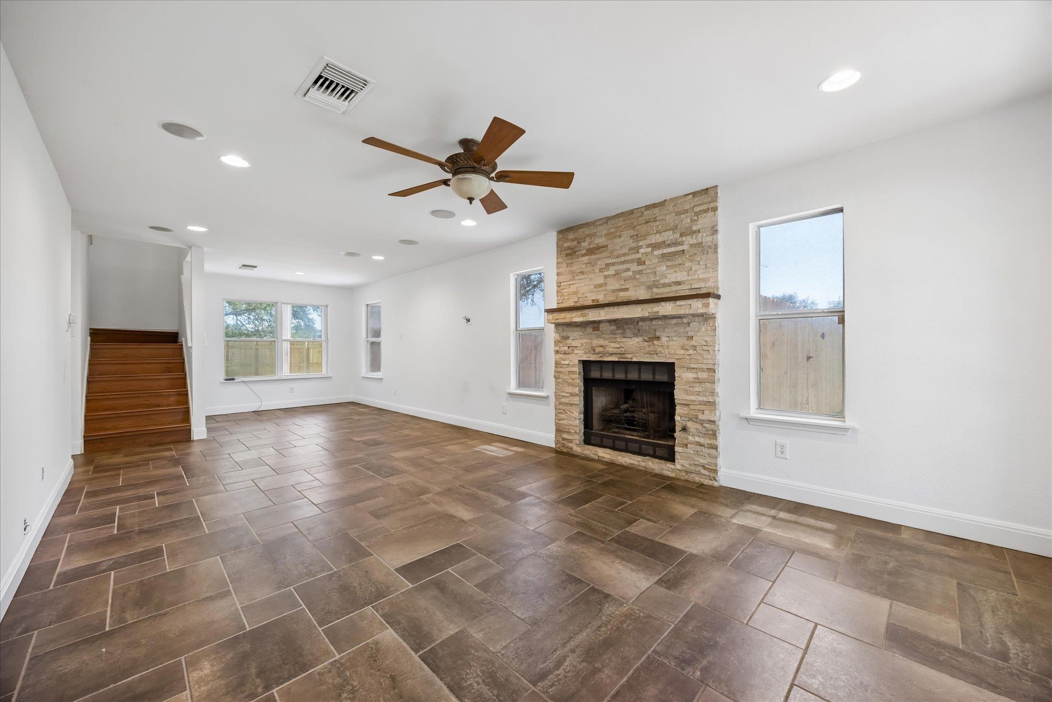 8509 Copano Dr Property Photo 3