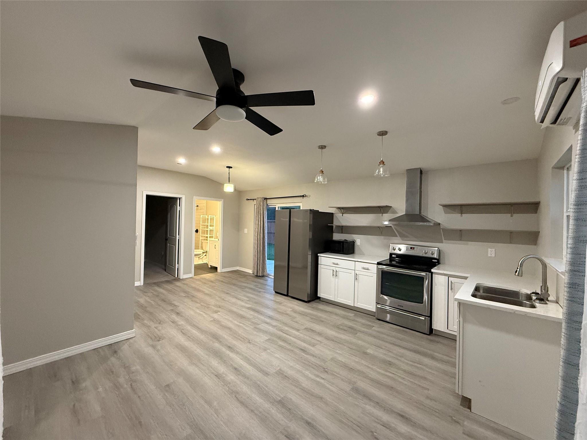 168 Still Forest #c Dr #c Property Photo 1