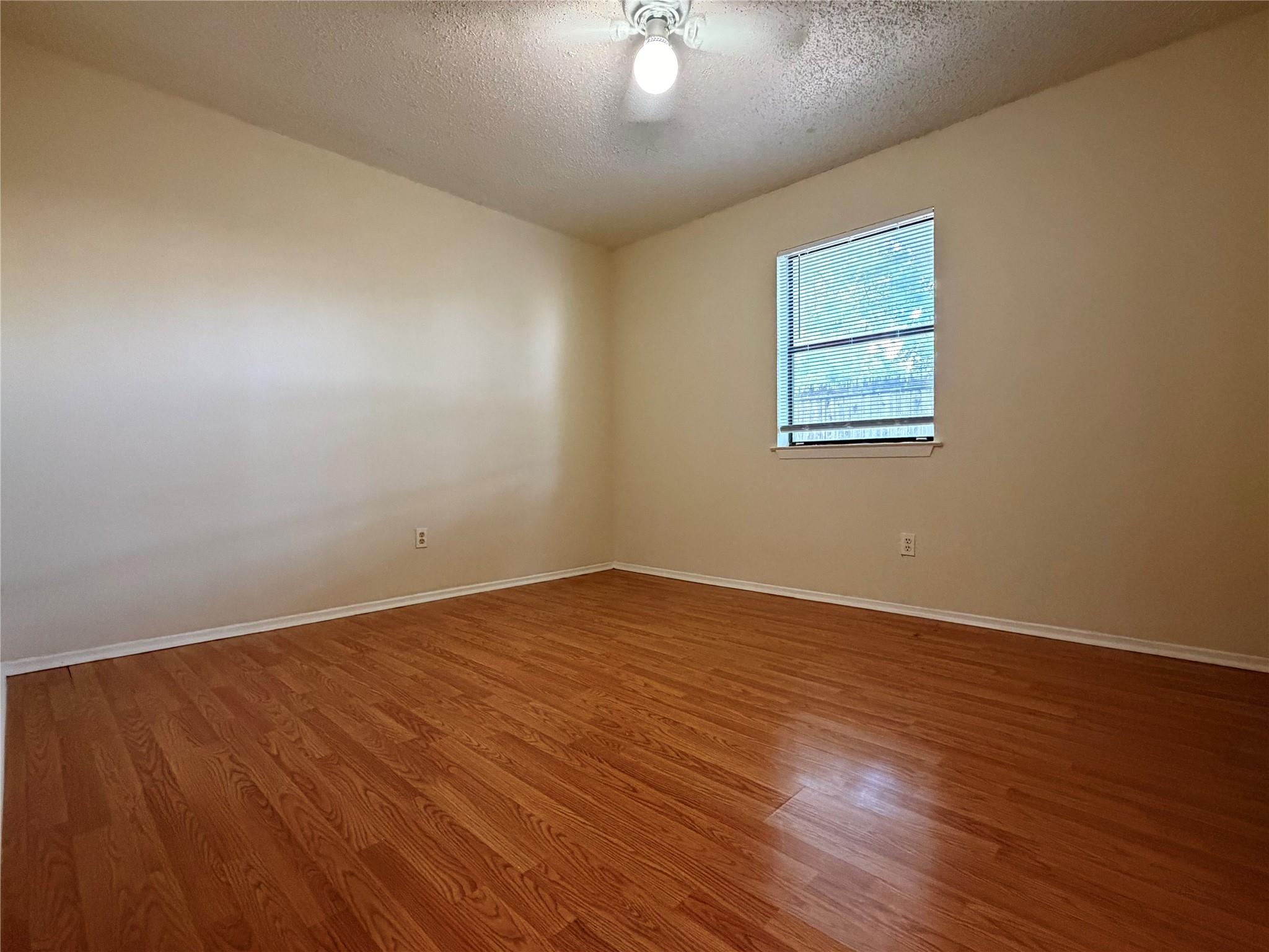 1203 W 49th St #c Property Photo 4