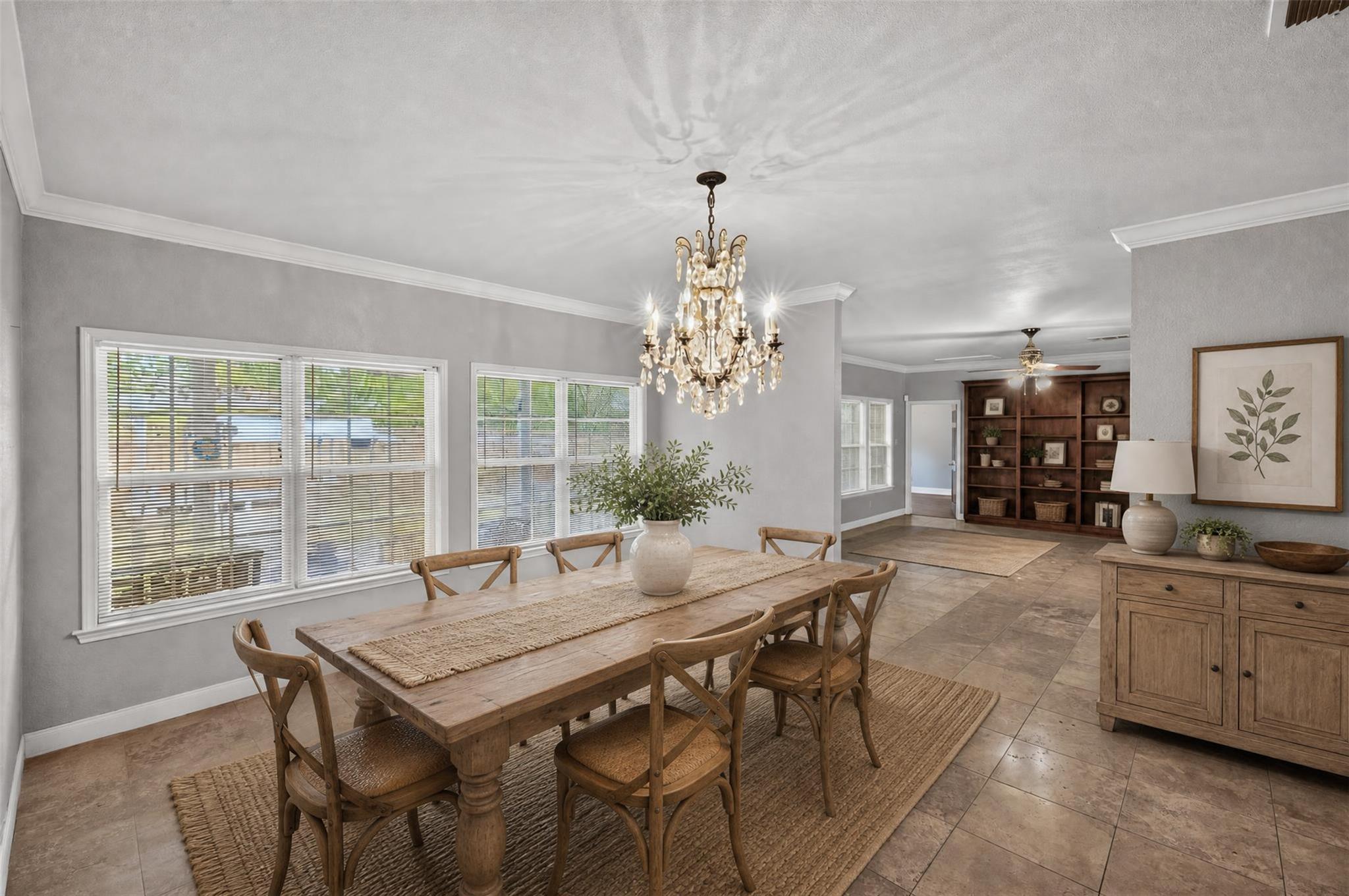 421 W Market St Property Photo 14