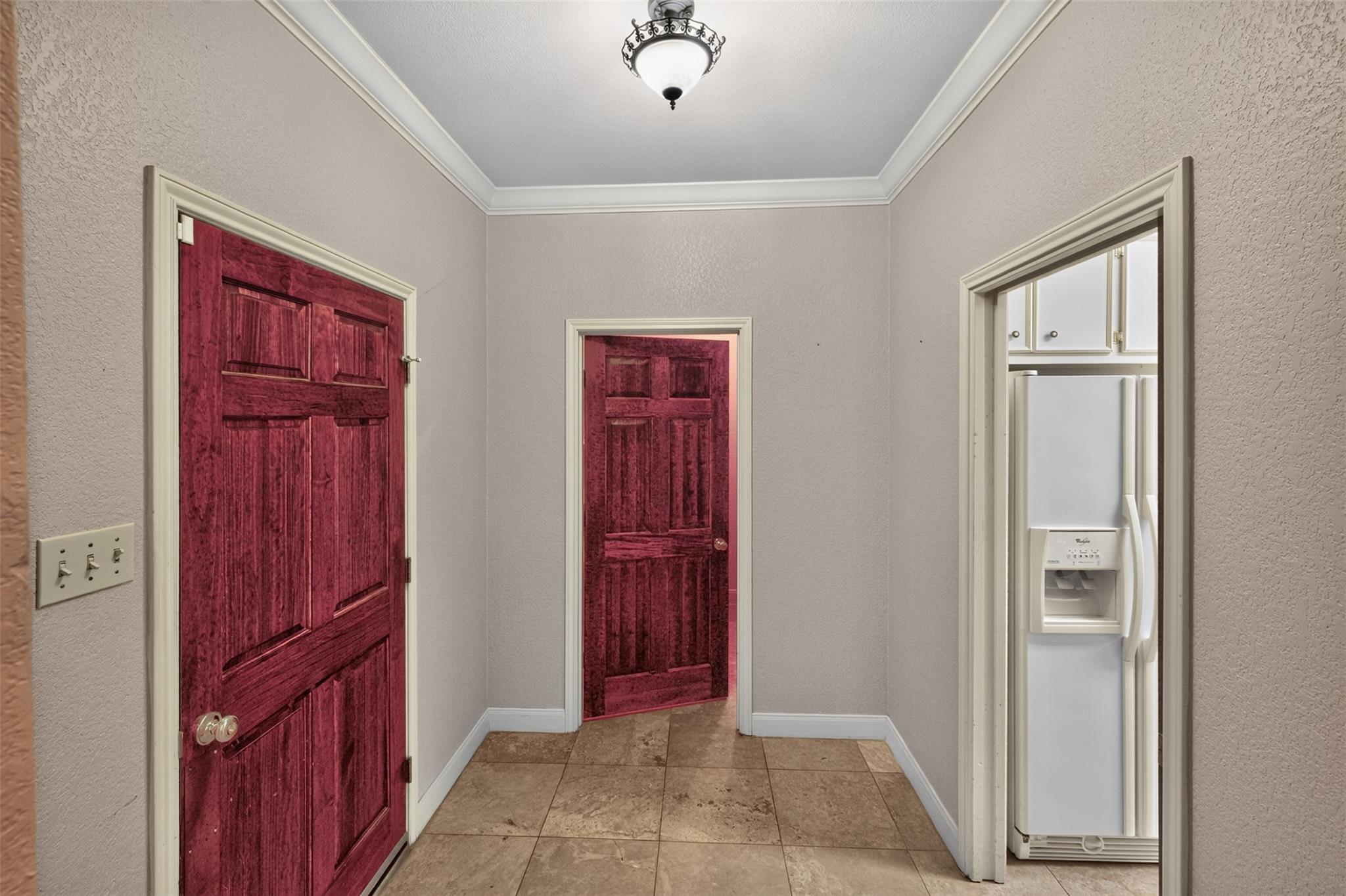 421 W Market St Property Photo 25