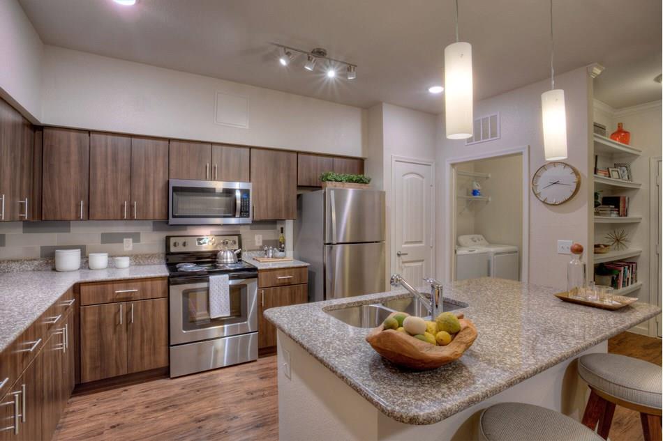 1200 Estancia Pkwy #511 Property Photo 1