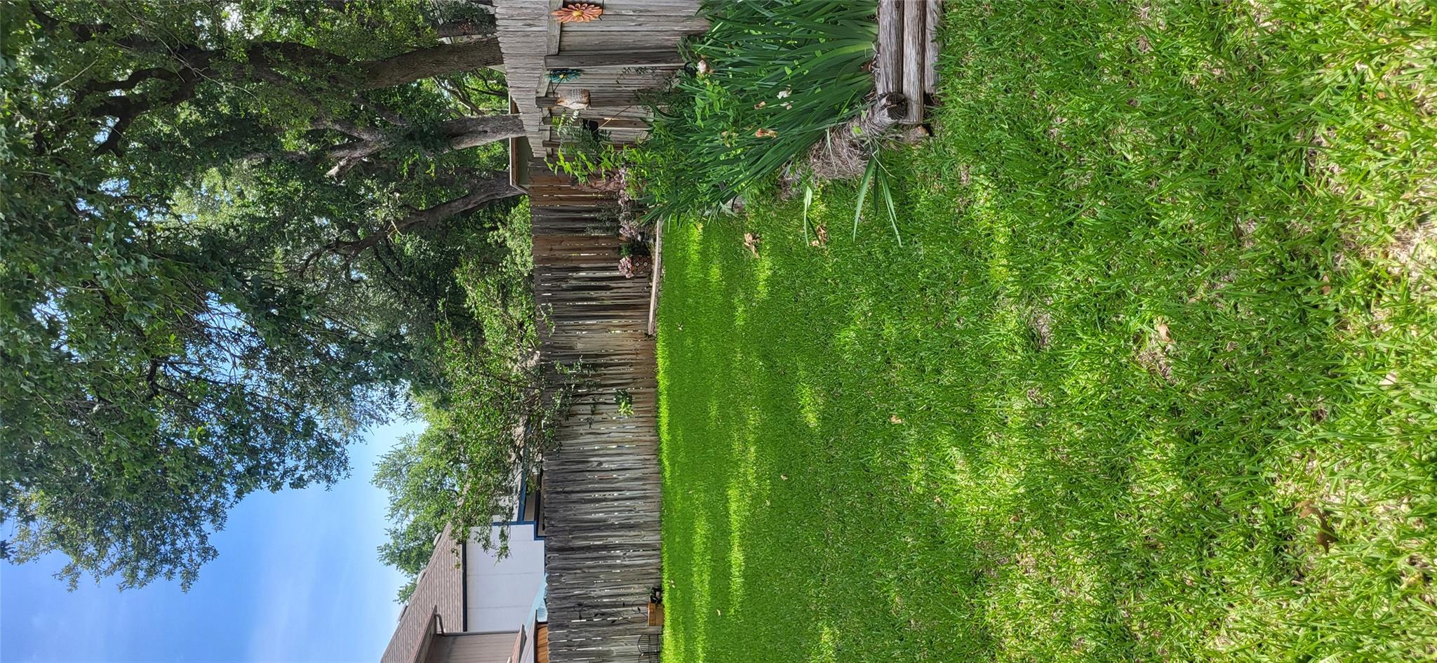 1900 Old Mill Rd Property Photo 1