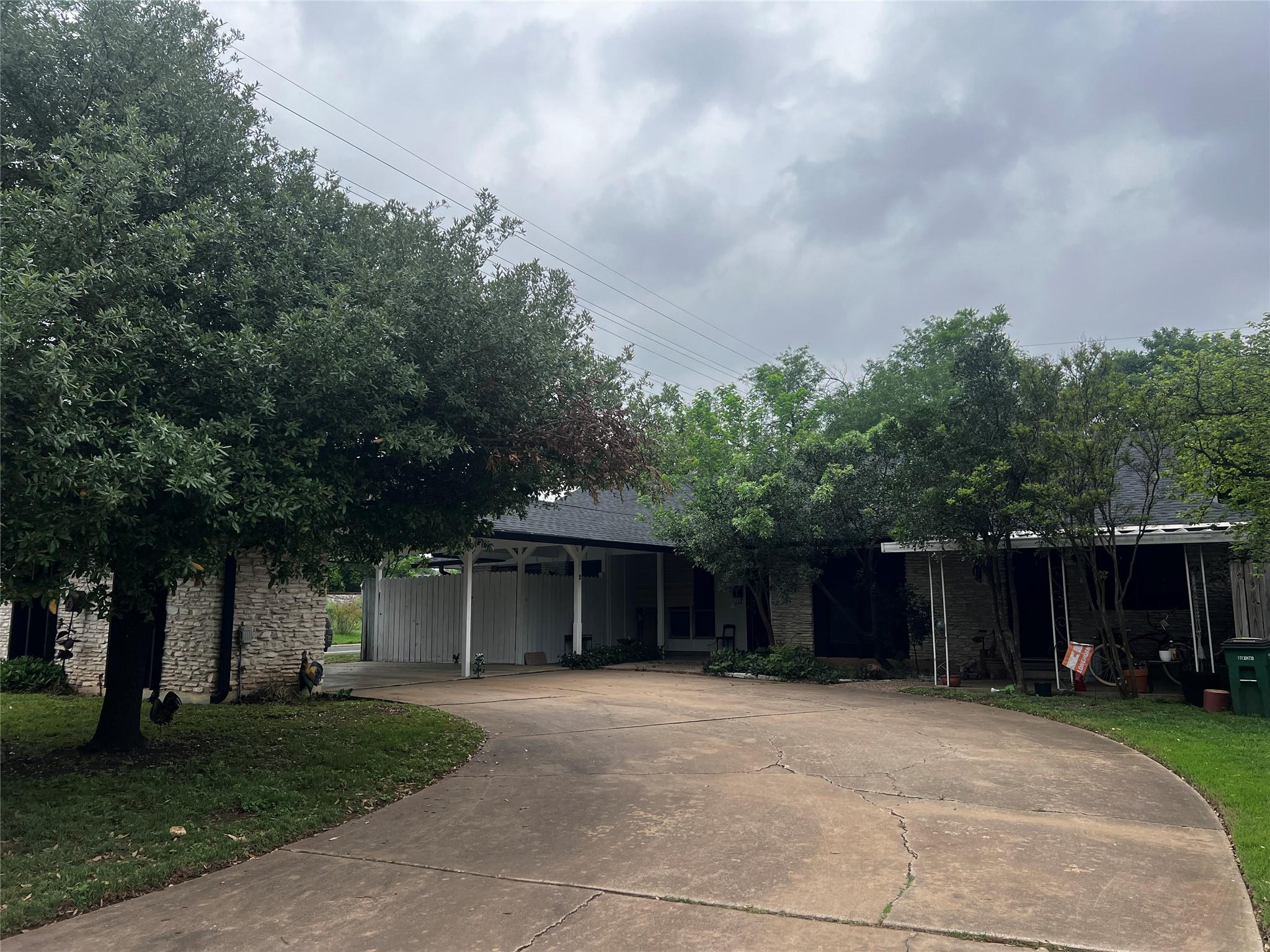 3306 Mcelroy Dr Property Photo