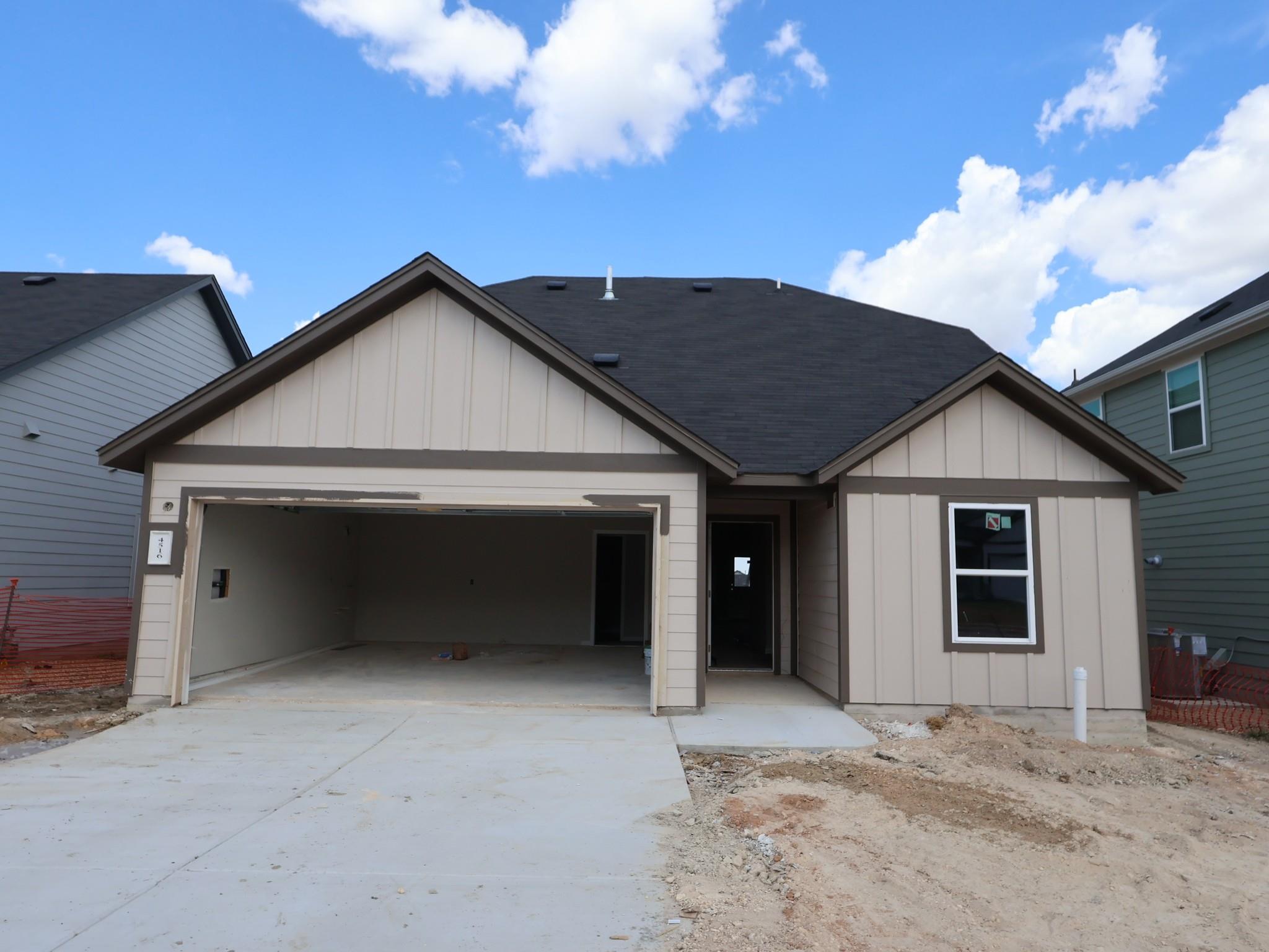 4516 Bridal Veil Dr Property Photo 1
