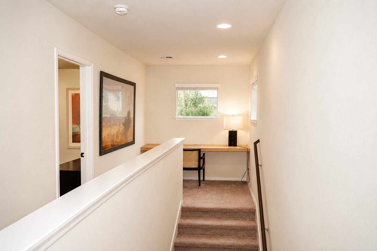 9929 Wading Pool Path Property Photo 6