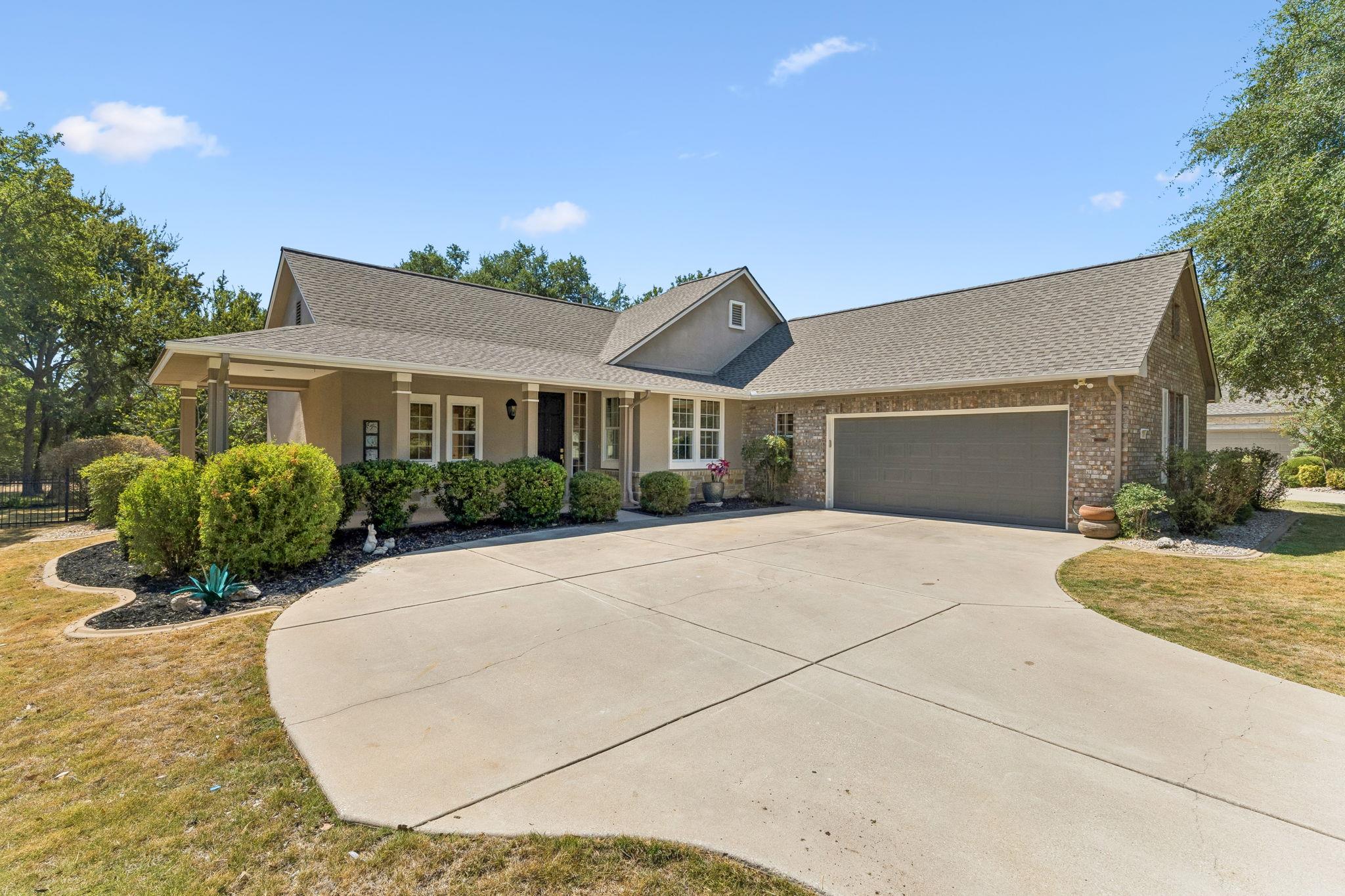 139 Crystal Springs Dr Property Photo 1