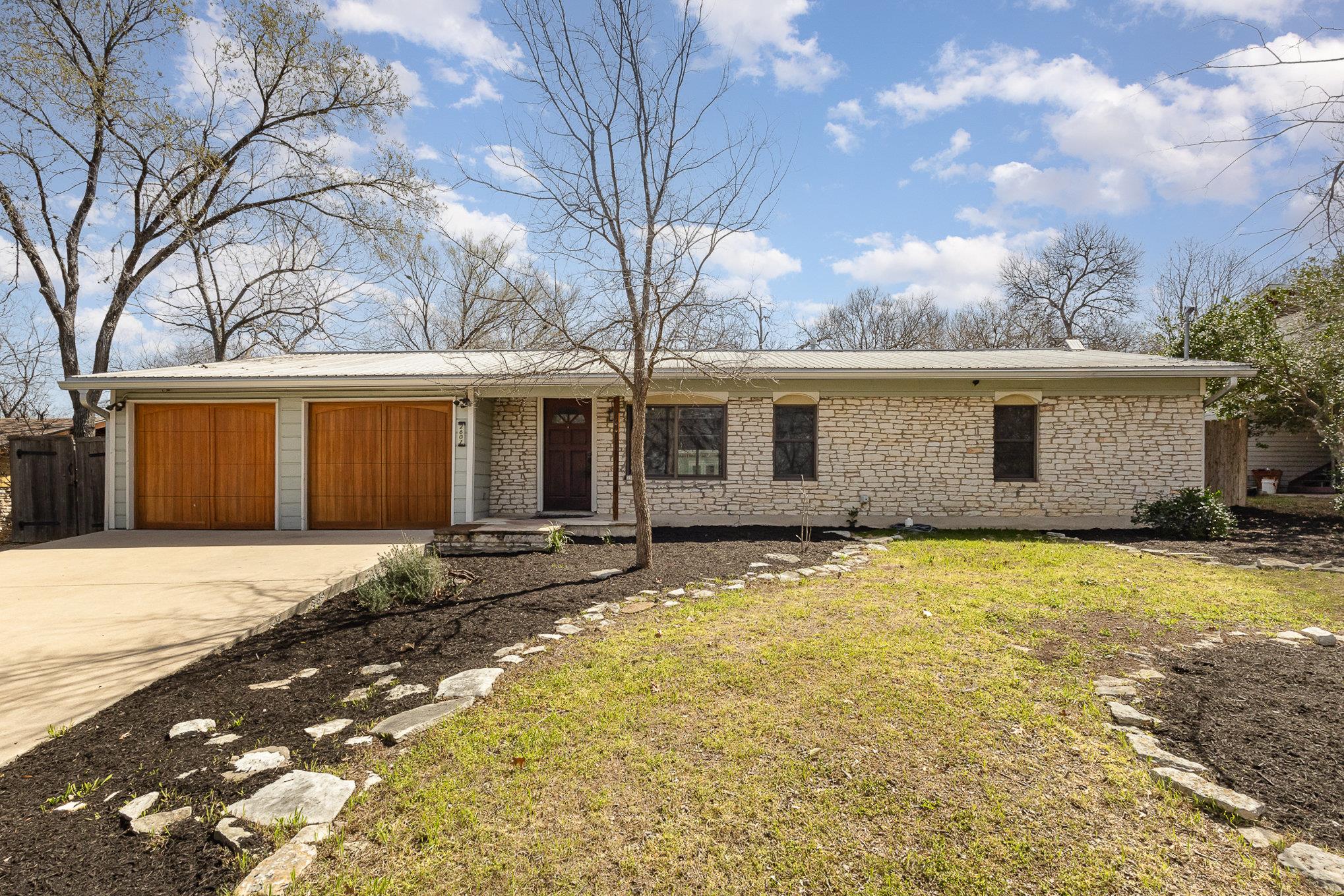 2607 Princeton Dr Property Photo