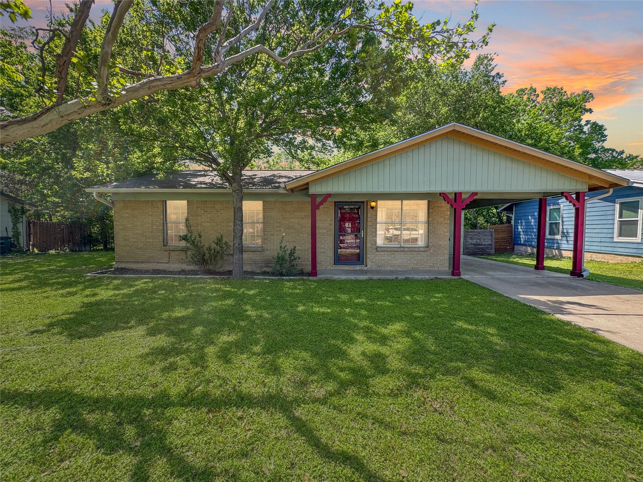 5306 Wellington Dr Property Photo
