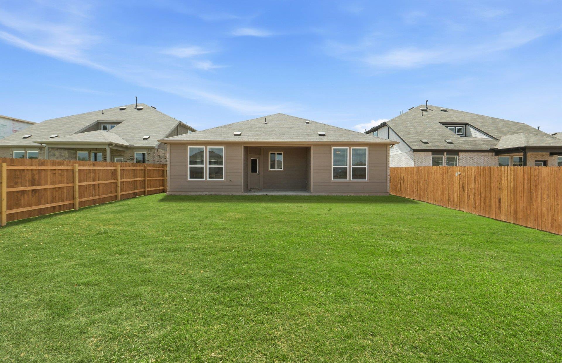 16812 Bustillos Pass Property Photo 20