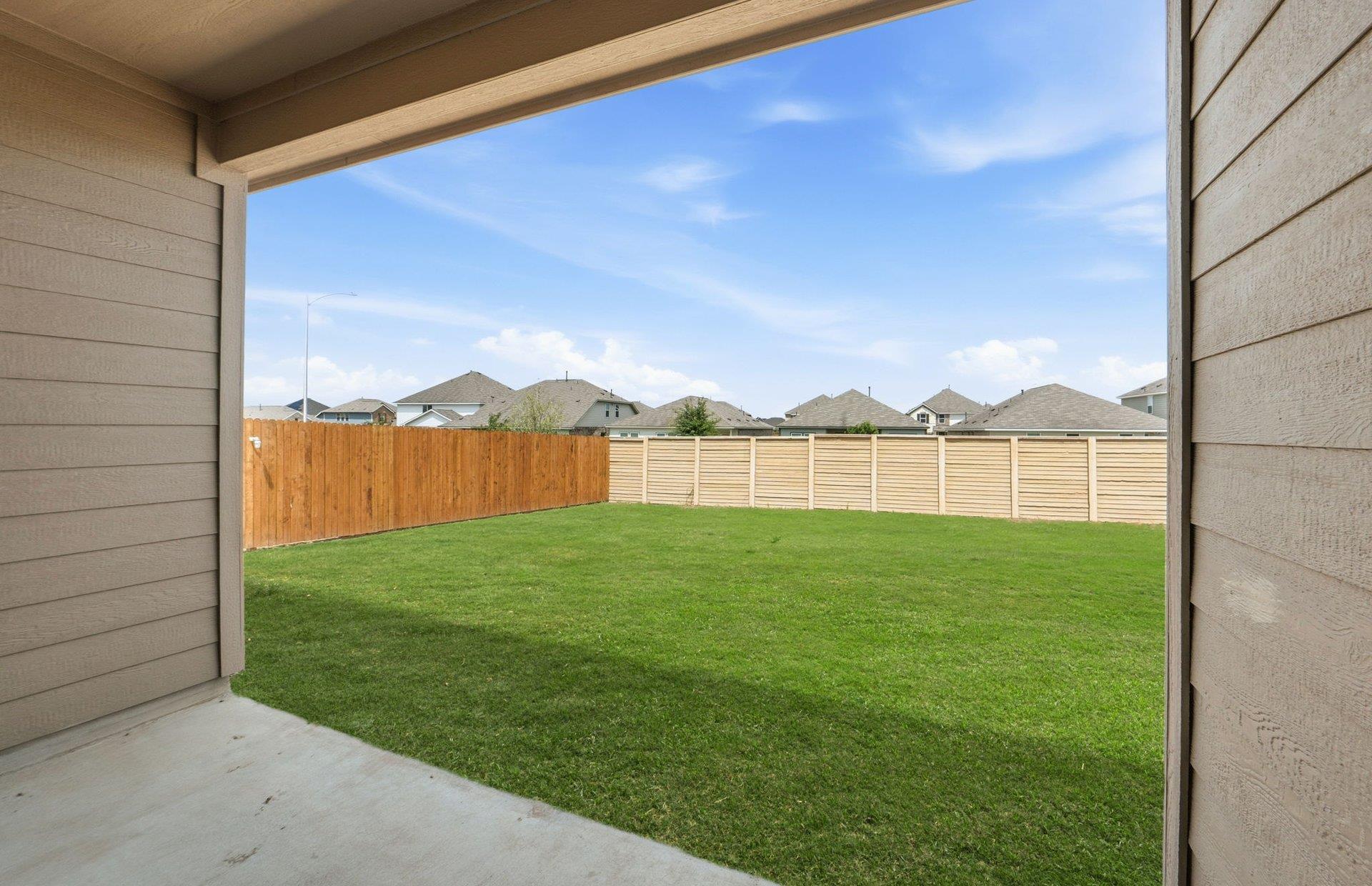 16812 Bustillos Pass Property Photo 21
