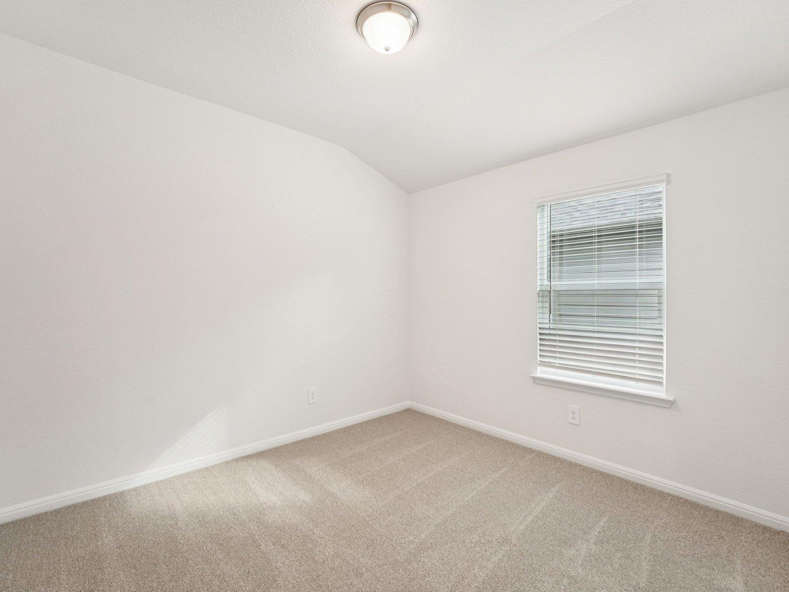 164 Leland Ave Property Photo 10