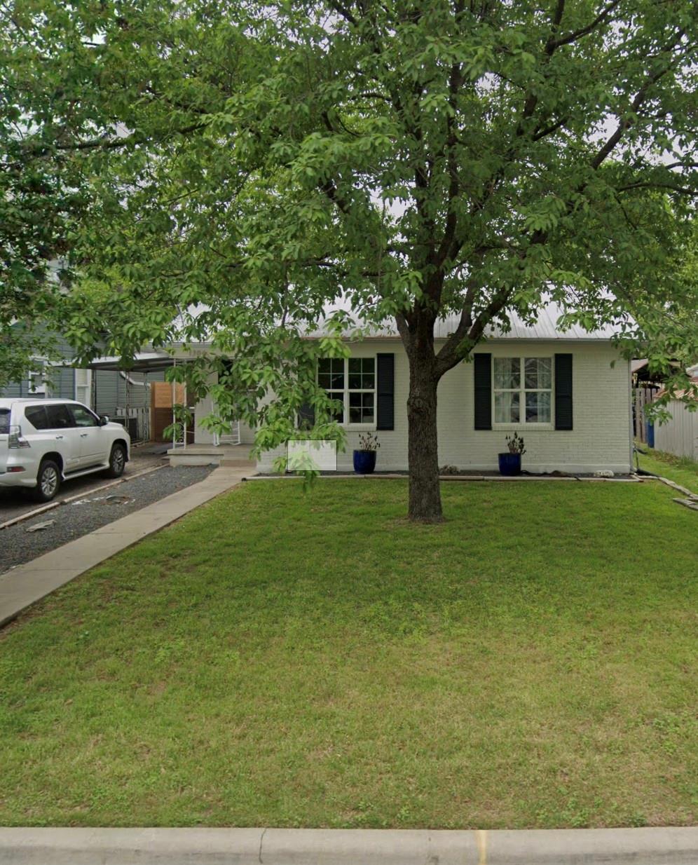 1304 W St Johns Ave Property Photo 1